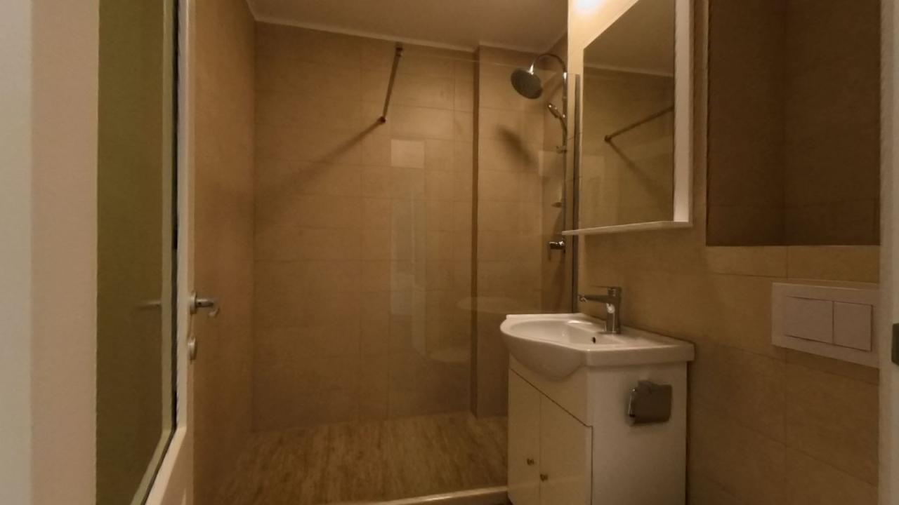 Titan Metrou apartament renovat 5 camere