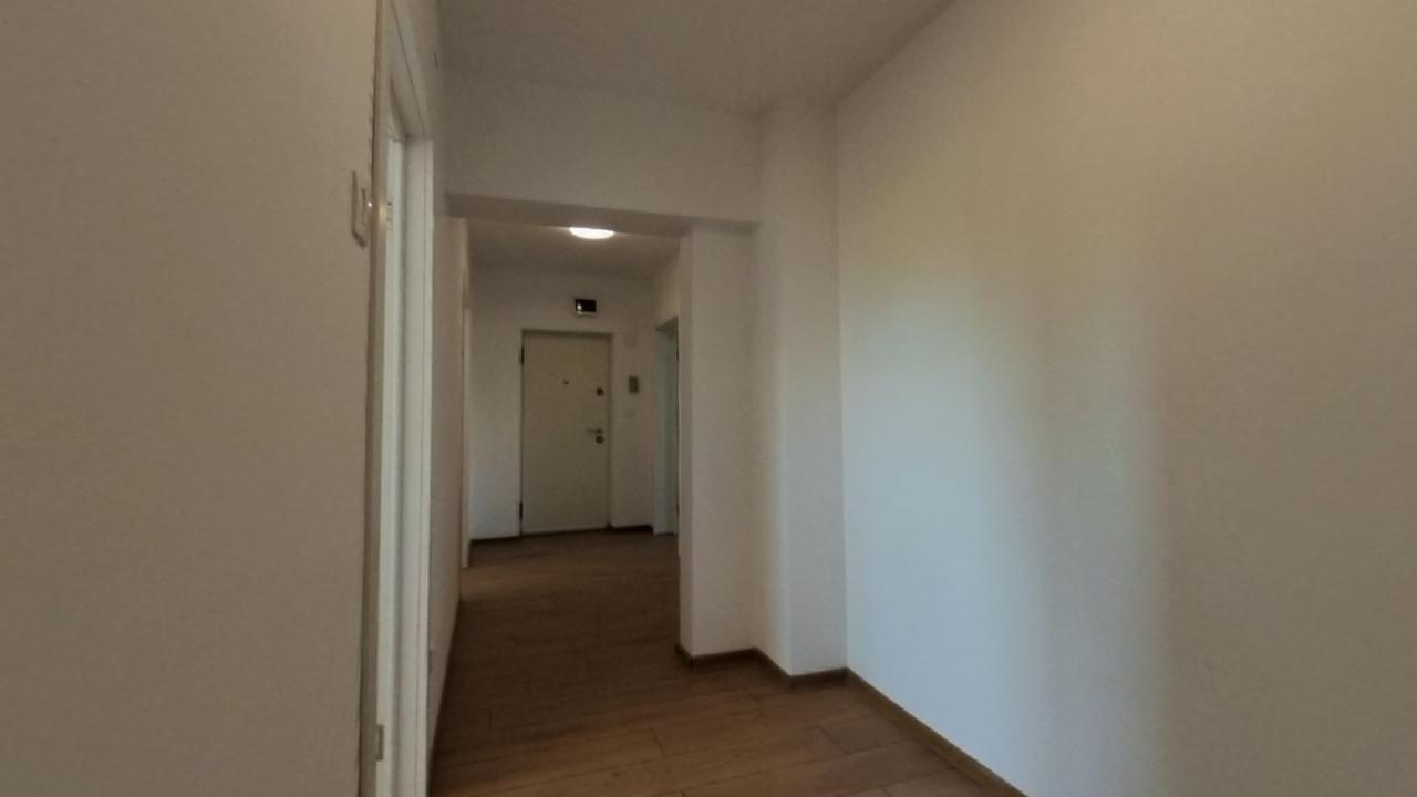 Titan Metrou apartament renovat 5 camere