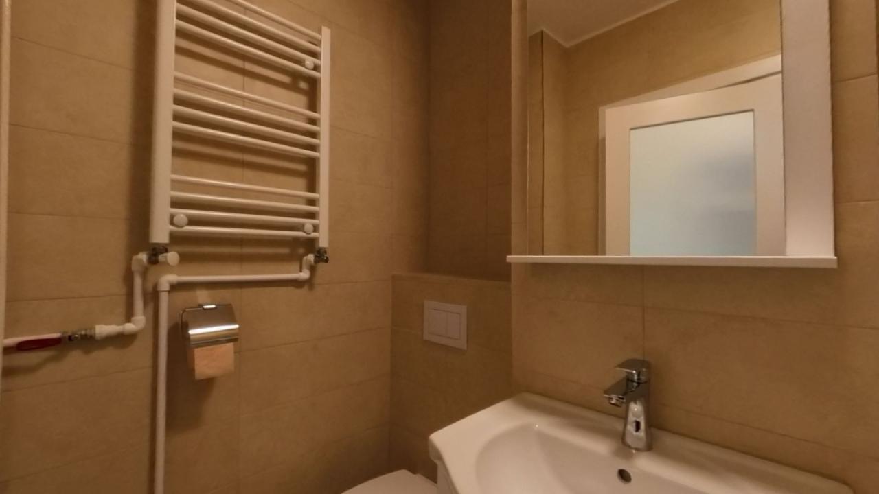 Titan Metrou apartament renovat 5 camere