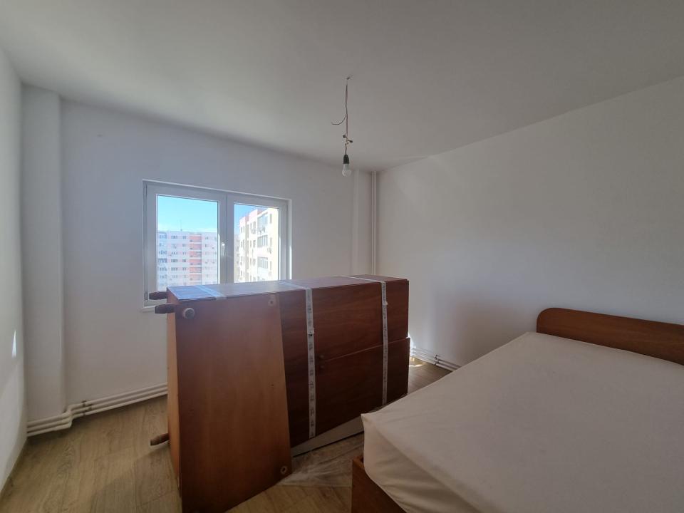 Doamna Ghica Tei apartament 3 camere renovat centrala proprie