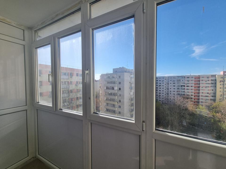 Doamna Ghica Tei apartament 3 camere renovat centrala proprie