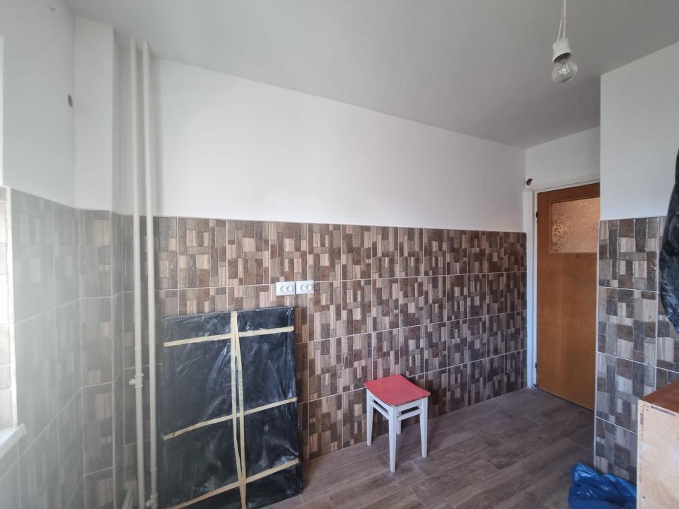 Doamna Ghica Tei apartament 3 camere renovat centrala proprie