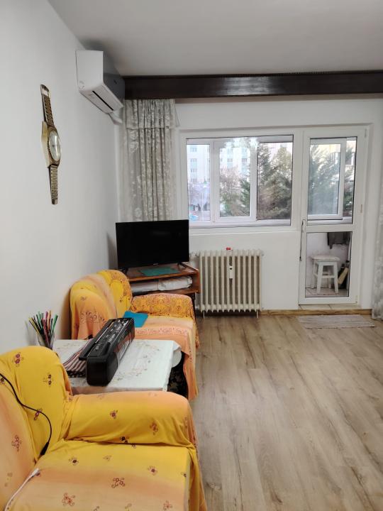 Basarabia Diham vanzare apartament 3 camere