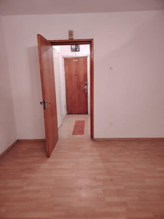 Lacul Tei - Parcul Circului  - vanzare apartament 3 camere