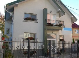 Vila ultra central Bacau la cheie