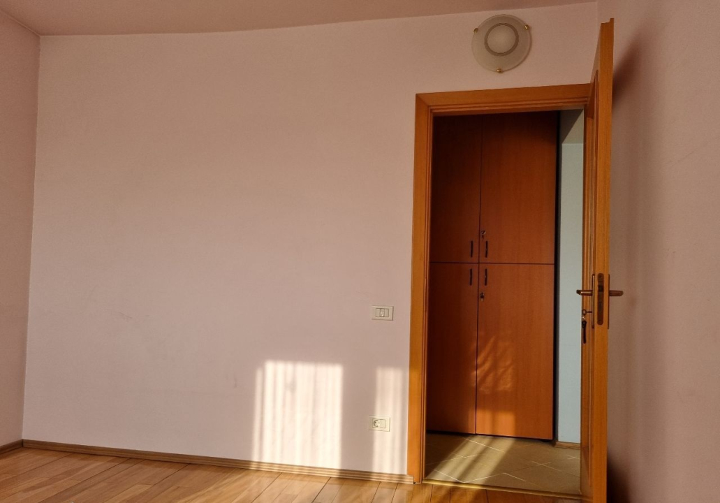 Apartament 2 camere Tineretului 