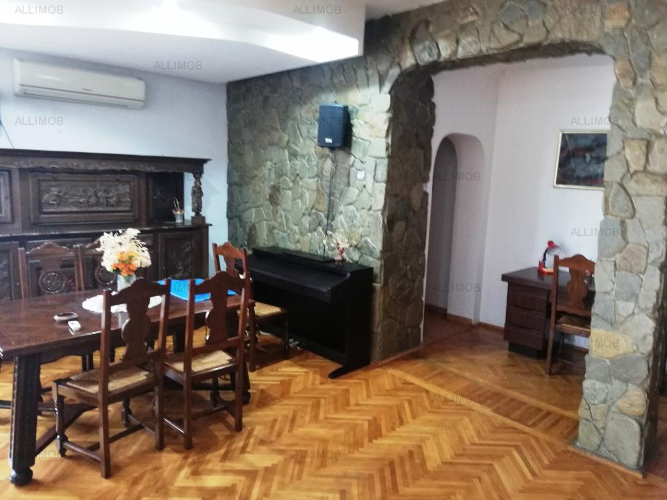 Casa 4 camere in Ploiesti, zona Transilvaniei
