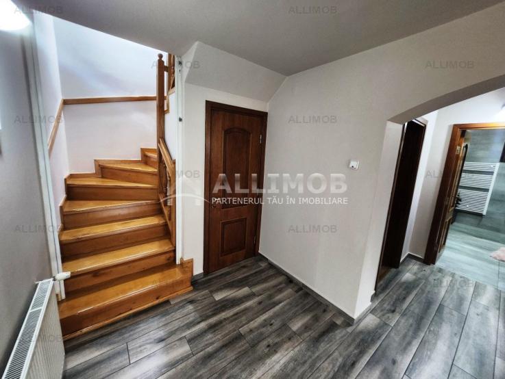 Vila cu 5 camere, zona Centrala, pivnita+parter+etaj+pod mansardat, Ploiesti