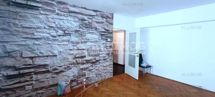 Apartament nemobilat 3 camere, zona ultracentrala