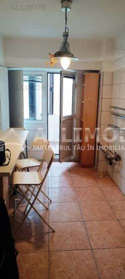 Apartament nemobilat 3 camere, zona ultracentrala