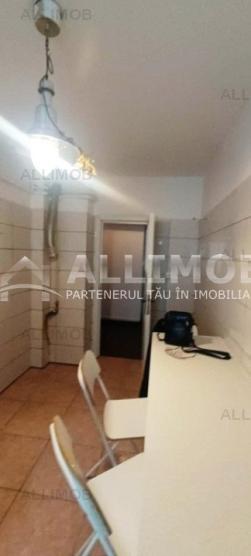 Apartament nemobilat 3 camere, zona ultracentrala