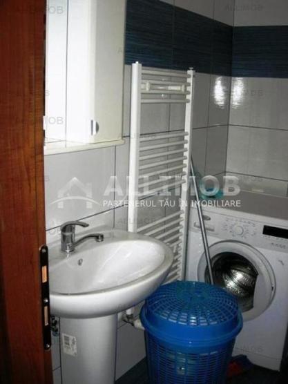 Apartament 2 camere bloc nou, zona centrala