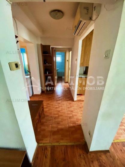 Apartament 3 camere, centrala termica, zona Bulevardul Bucuresti