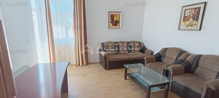 Apartament 3 camere ,  in Ploiesti, zona centrala .