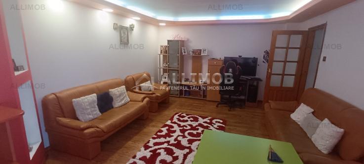 Apartament 3 camere in Ploiesti, cu centrala termica proprie in zona Cioceanu. 