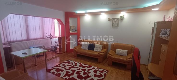 Apartament 3 camere in Ploiesti, cu centrala termica proprie in zona Cioceanu. 