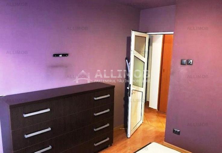 Apartament 3 camere zona Republicii