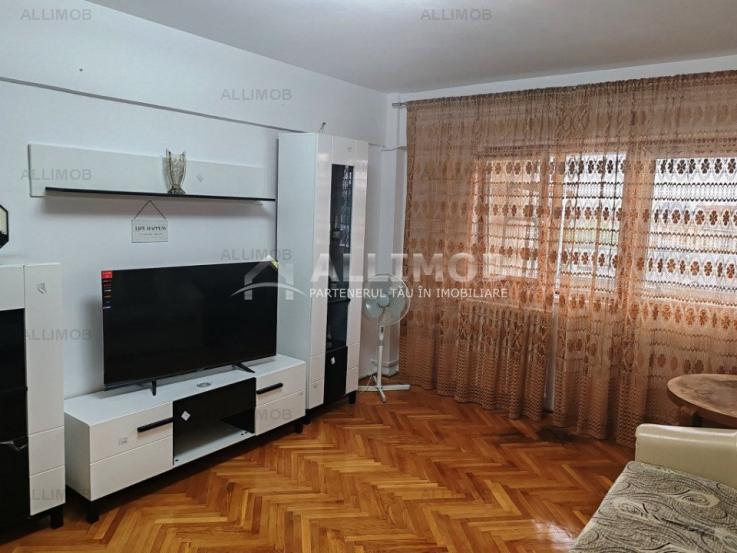 Apartament 3 camere zona ultracentrala