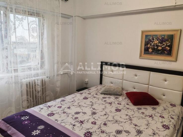 Apartament 3 camere zona ultracentrala