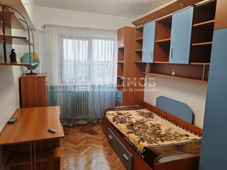 Apartament 3 camere zona ultracentrala