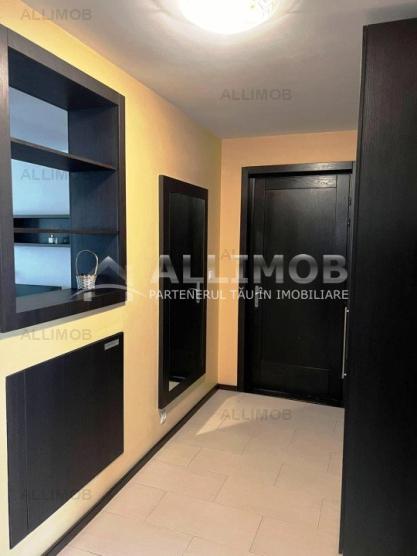 Apartament 3 camere zona Andrei Muresanu