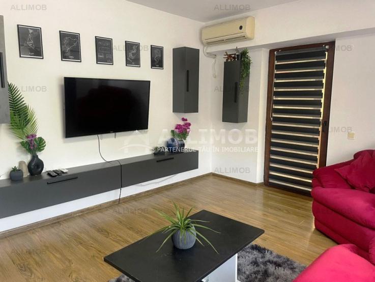 Apartament 3 camere zona 9 Mai