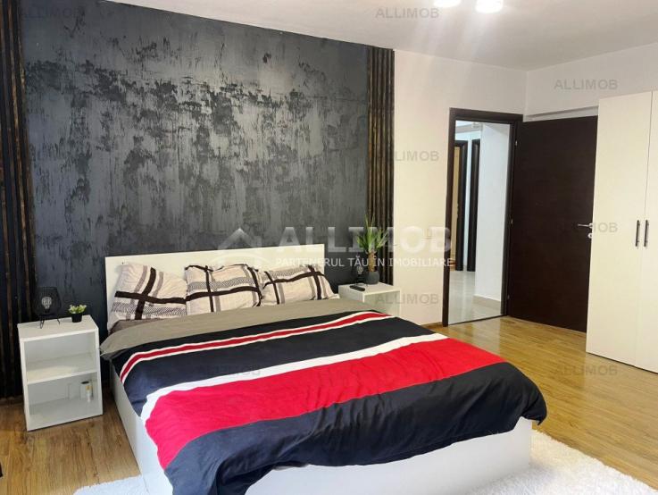 Apartament 3 camere zona 9 Mai