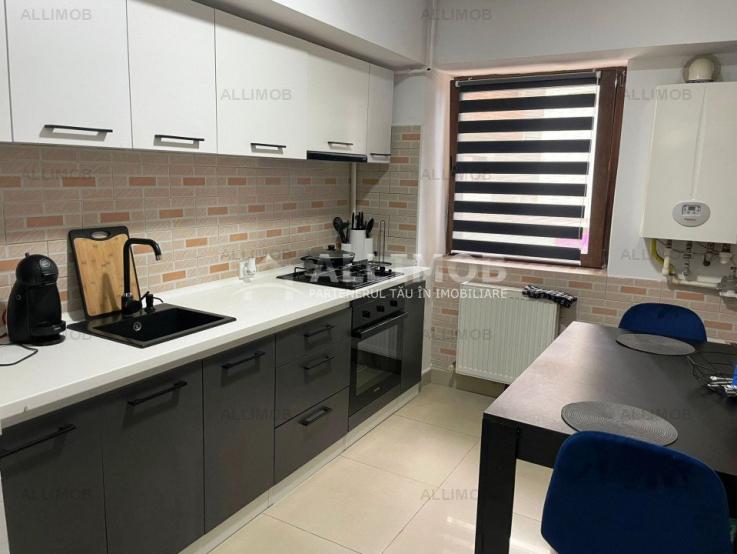 Apartament 3 camere zona 9 Mai