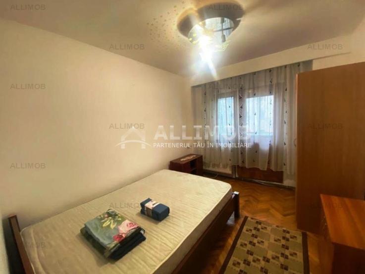 Apartament 4 camere in Ploiesti, zona centrala