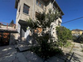 REPREZENTARE EXCLUSIVA Casa  252 mp in Ploiesti, zona Centrala. 