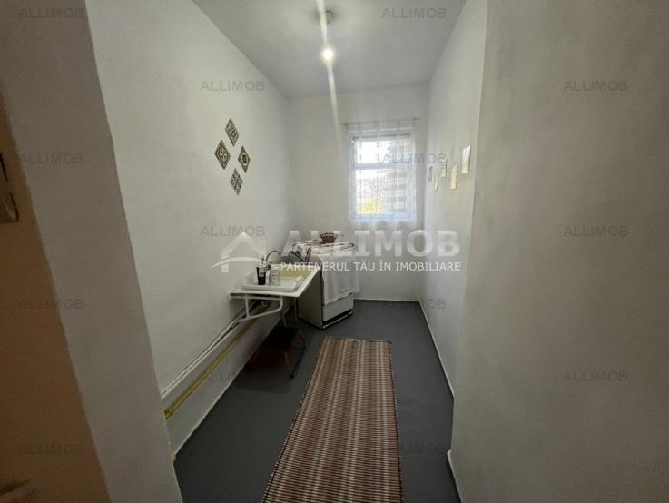 REPREZENTARE EXCLUSIVA Casa  252 mp in Ploiesti, zona Centrala. 