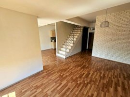 Penthouse, 3 camere in Otopeni, zona Ferme.