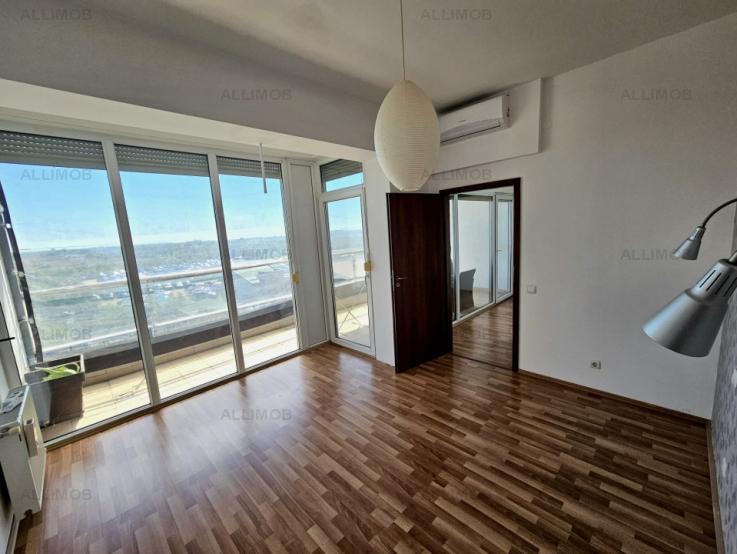 Penthouse, 3 camere in Otopeni, zona Ferme.