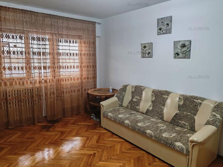 Apartament 3 camere zona ultracentrala