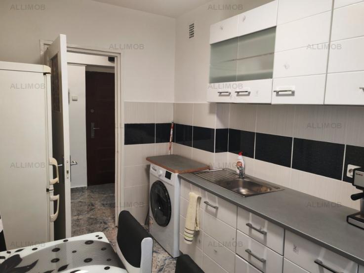 Apartament 3 camere zona ultracentrala