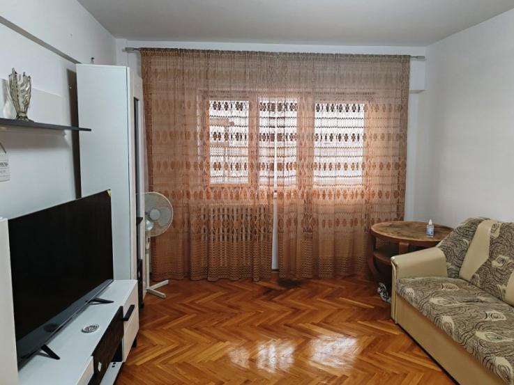 Apartament 3 camere zona ultracentrala