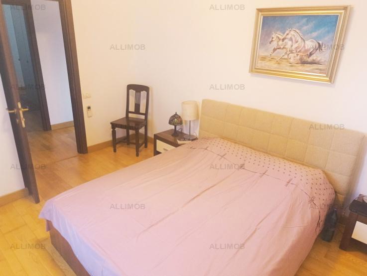 Apartament 4 camere, 104 mp utili,  in Pipera zona Green Vista.