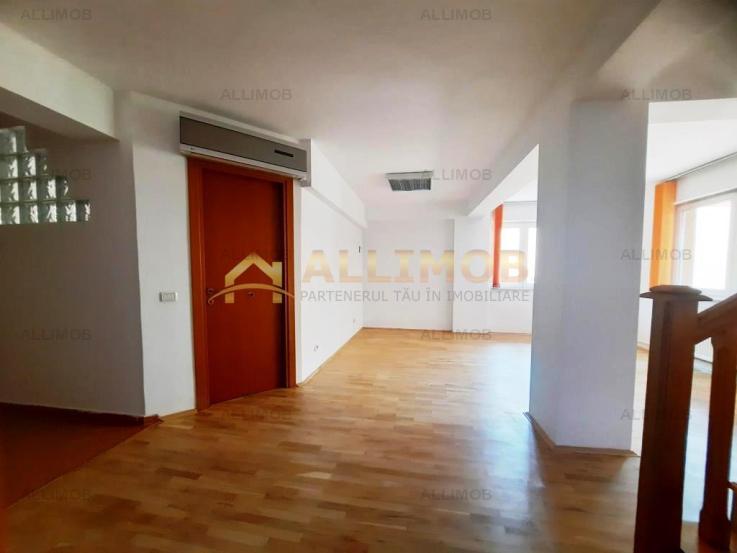 Apartament 4 camere, zona Obor