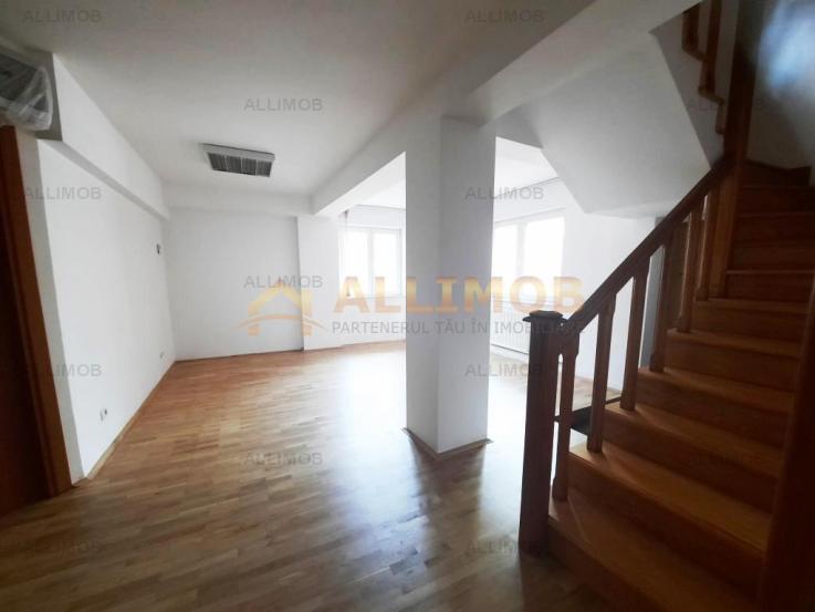 Apartament 4 camere, zona Obor