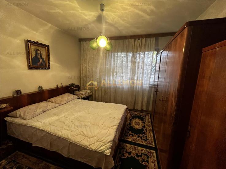 COMISON 0% Apartament 3 camere decomandat in Ploiesti, zona Republicii.