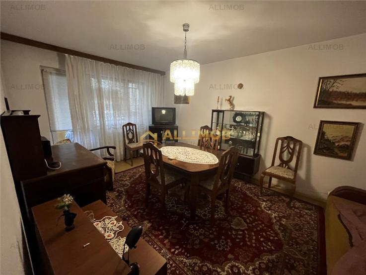 COMISON 0% Apartament 3 camere decomandat in Ploiesti, zona Republicii.