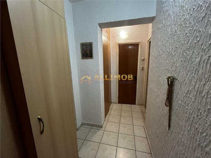 COMISON 0% Apartament 3 camere decomandat in Ploiesti, zona Republicii.