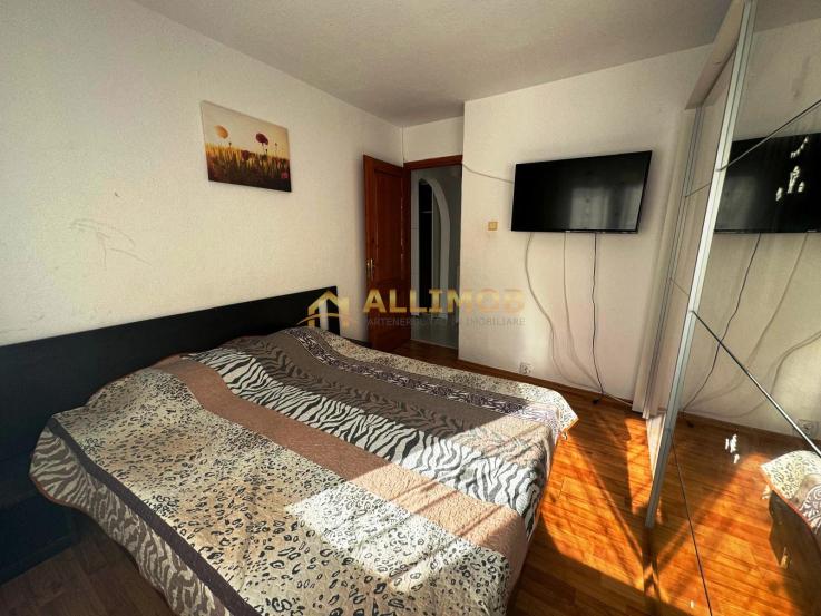 Apartament 3 camere in Ploiesti, zona 9 Mai