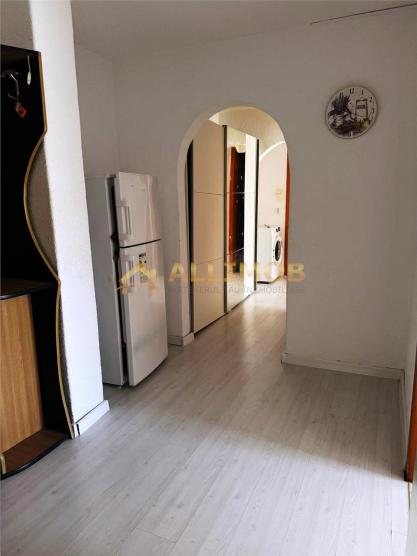 Apartament 3 camere in Ploiesti, zona 9 Mai