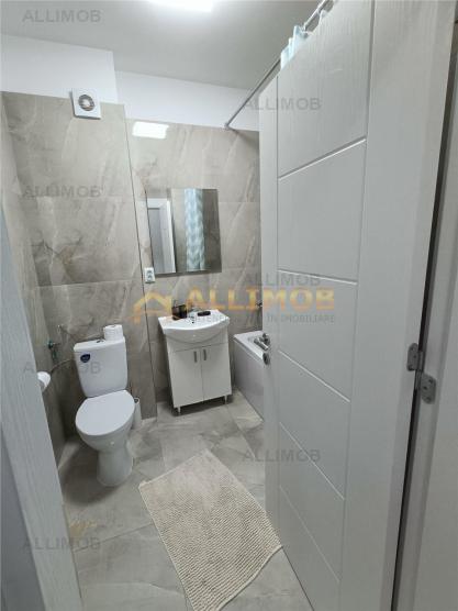 Apartament 3 camere bloc nou