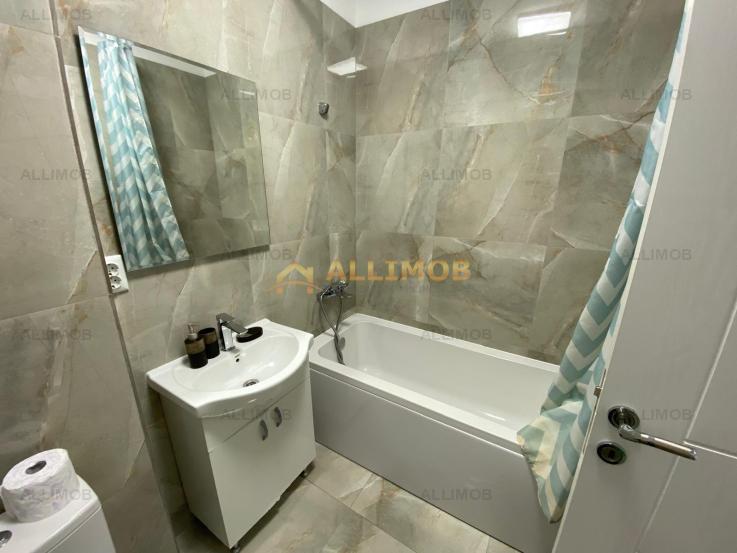 Apartament 3 camere bloc nou