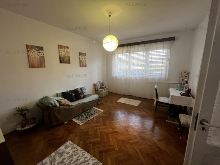 REPREZENTARE EXCLUSIVA Casa  252 mp in Ploiesti, zona Centrala.