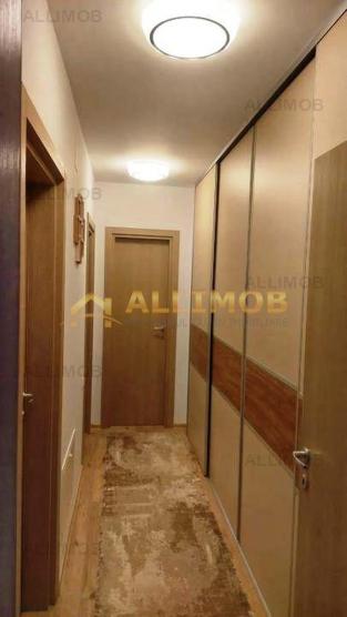 Apartament 3 camere in Cartier Greenfield