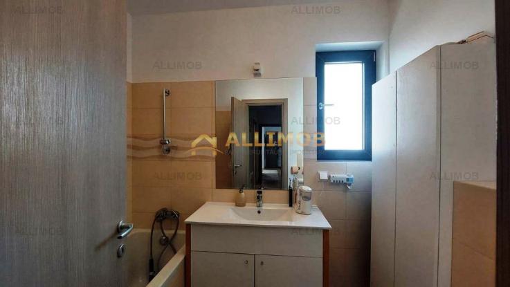 Apartament 3 camere in Cartier Greenfield