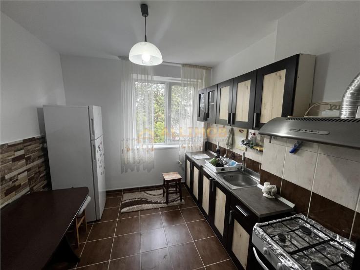 Apartament 2 camere in Ploiesti, zona  Cina